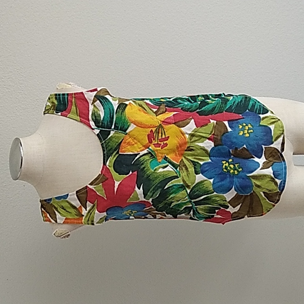 Vtg Floral rayon tank.SzM.At Last Studio